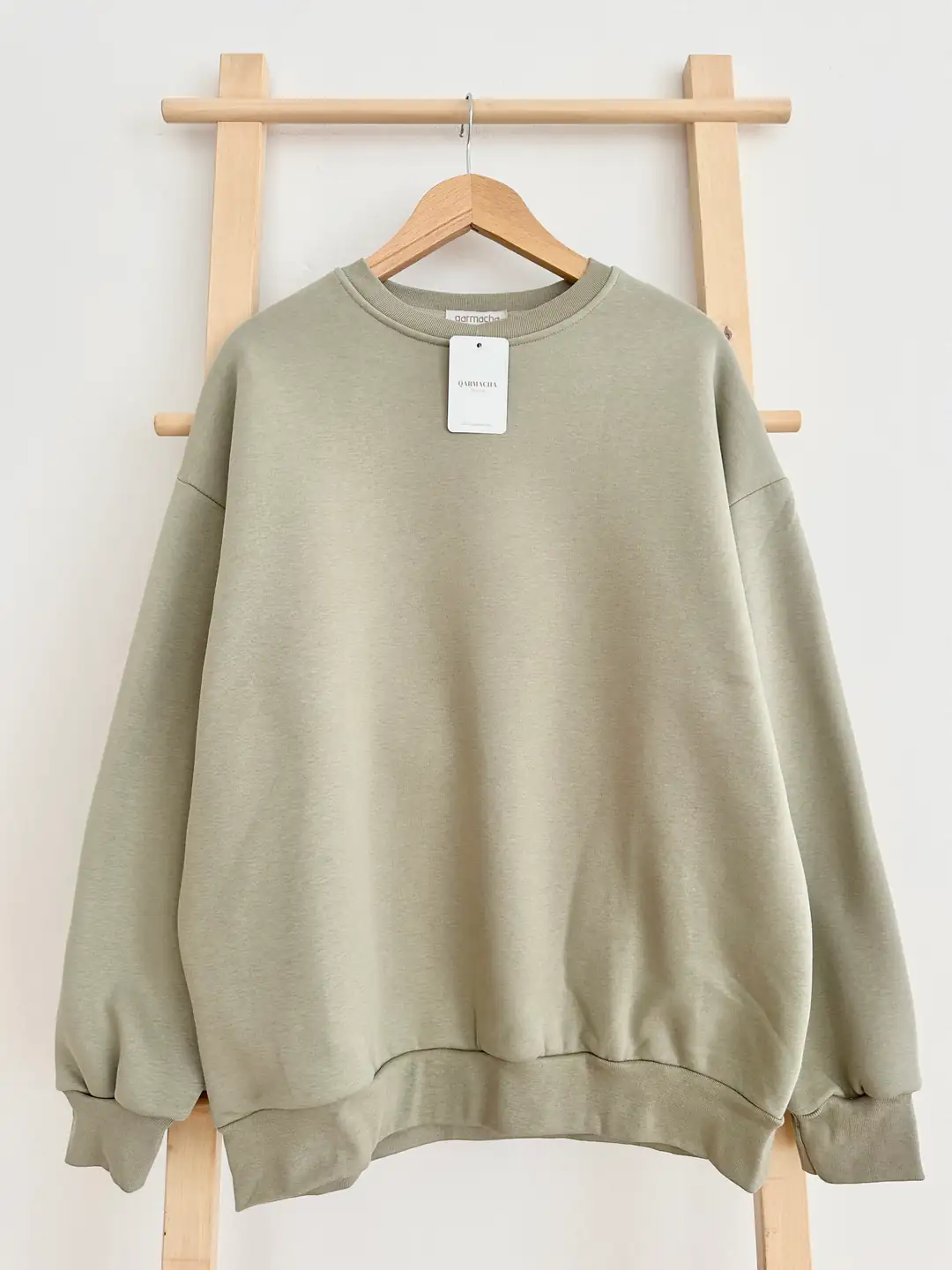Ürün görseli: 3 İplik Şardonlu Sweatshirt - Çağla Yeşili