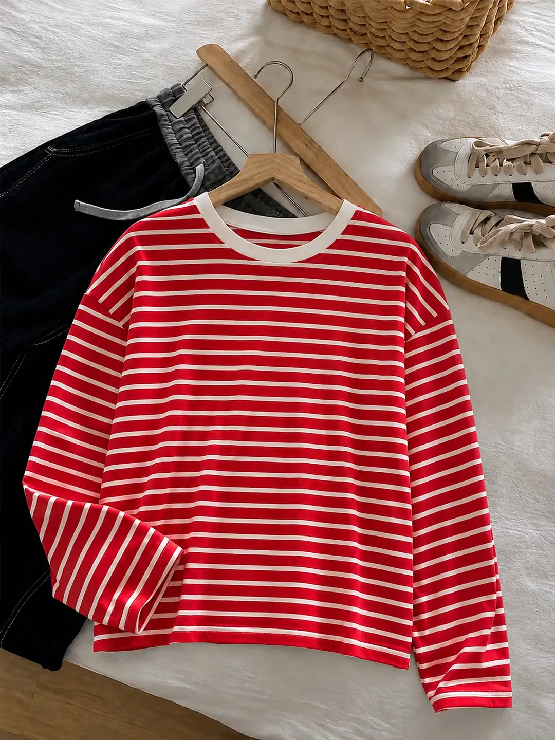 Ürün görseli: Çizgili Kısa Body - Kırmızı
