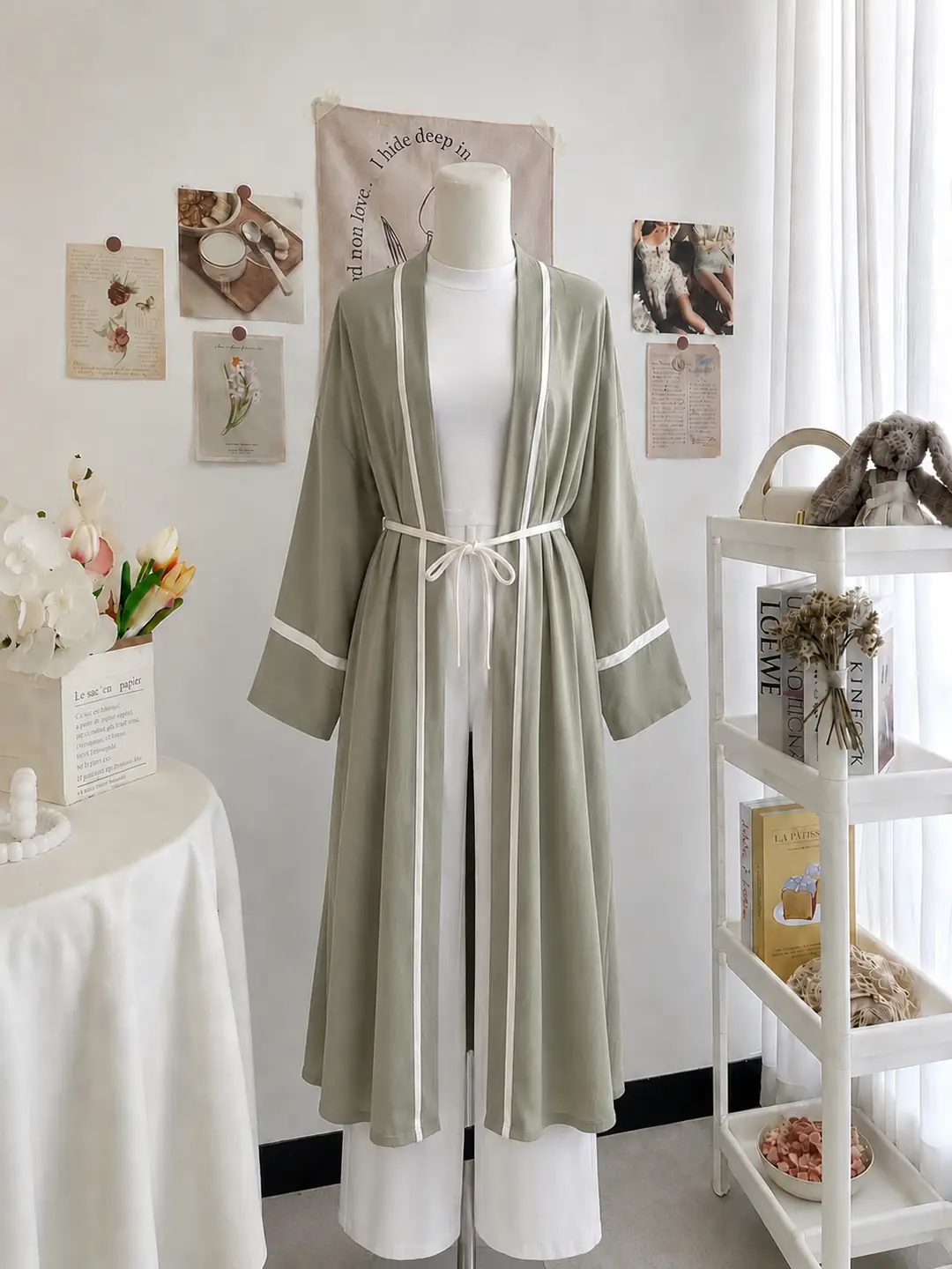 Ürün görseli: Kuşaklı Keten Kimono