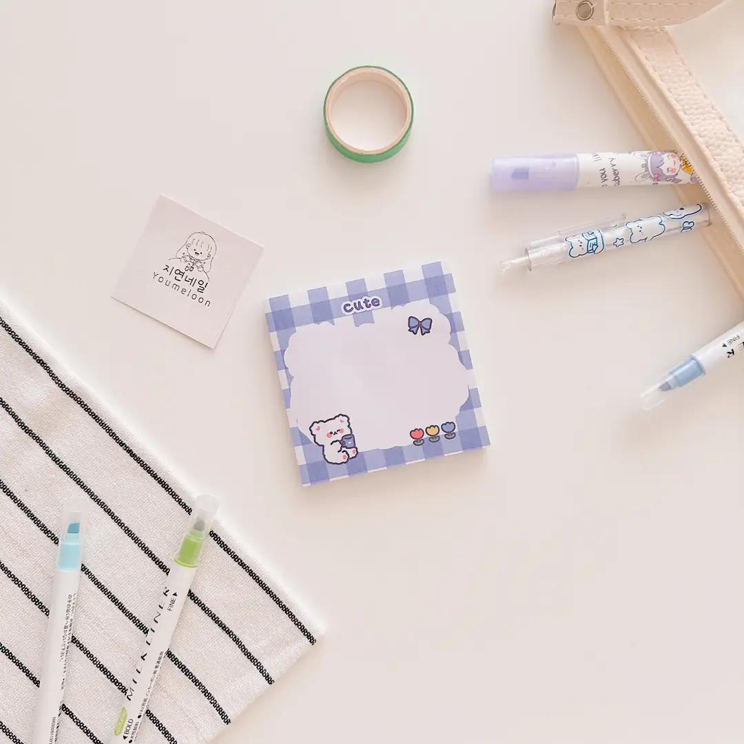 Ürün görseli: Mor Kareli Notepad - Karışık Renkli