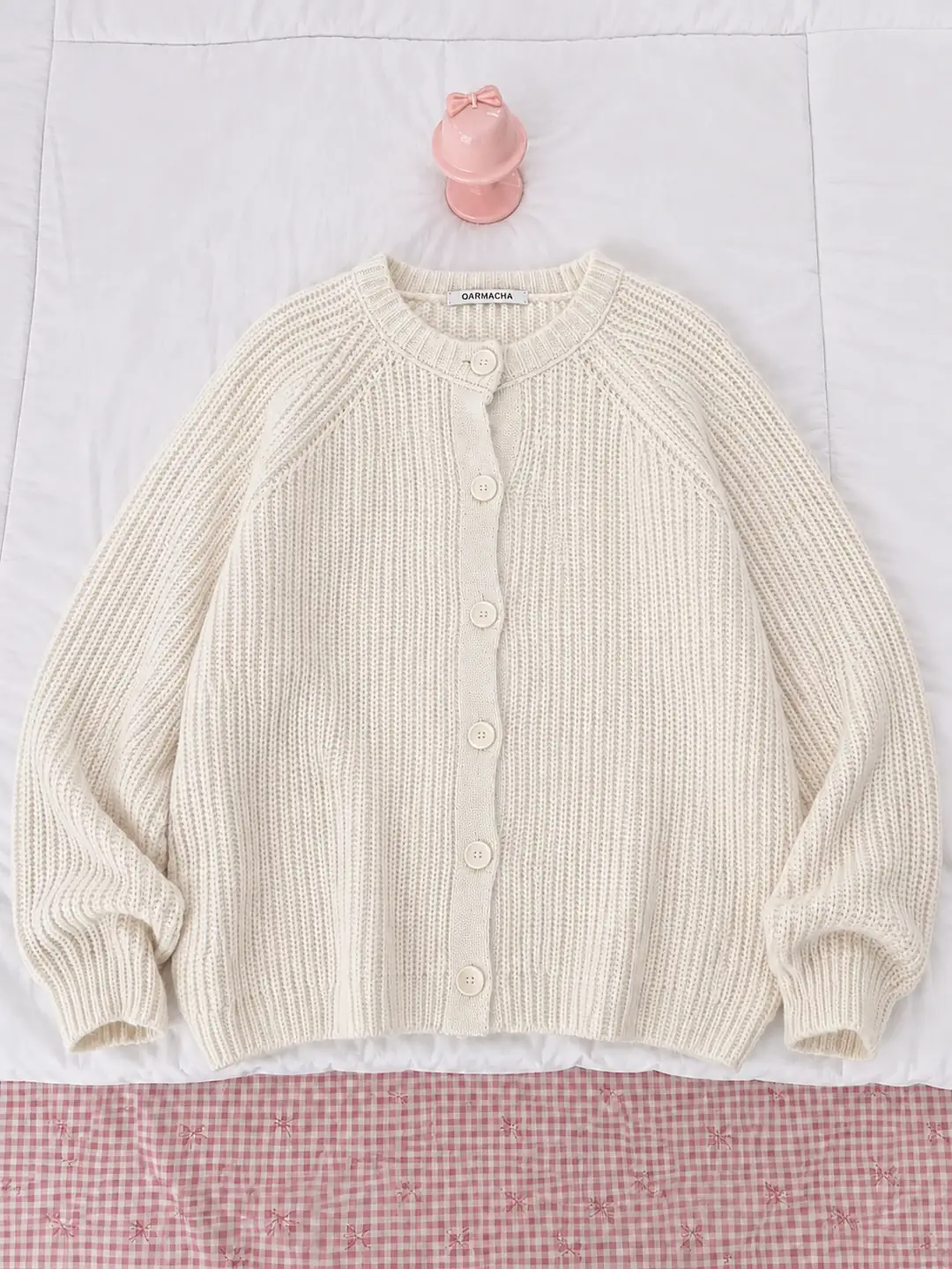 Ürün görseli: Oversize Düğmeli Fitilli Hırka